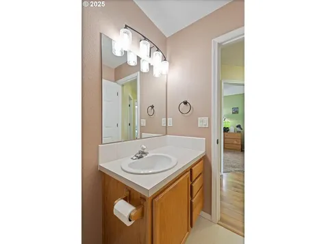 3242 NE Mohan Drive Mcminnville OR 97128