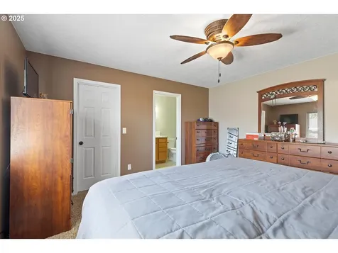 3242 NE Mohan Drive Mcminnville OR 97128