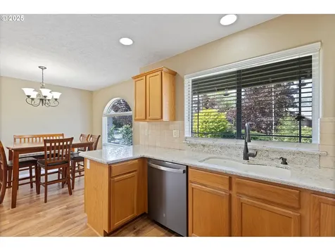 3242 NE Mohan Drive Mcminnville OR 97128