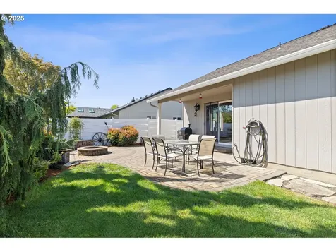 3242 NE Mohan Drive Mcminnville OR 97128