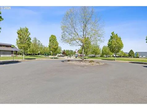 3242 NE Mohan Drive Mcminnville OR 97128