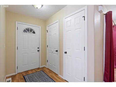 3242 NE Mohan Drive Mcminnville OR 97128