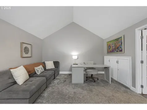 14585 SW Agate Court Beaverton OR 97007