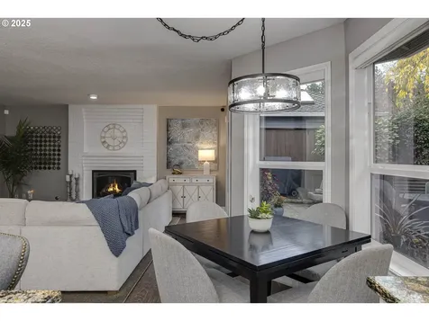 14585 SW Agate Court Beaverton OR 97007