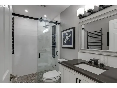 14585 SW Agate Court Beaverton OR 97007
