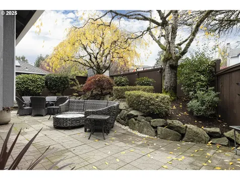 14585 SW Agate Court Beaverton OR 97007