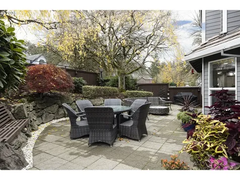 14585 SW Agate Court Beaverton OR 97007