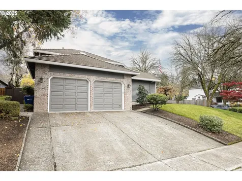 14585 SW Agate Court Beaverton OR 97007