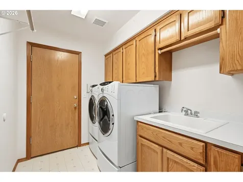 2652 SW Phyllis Drive Gresham OR 97080