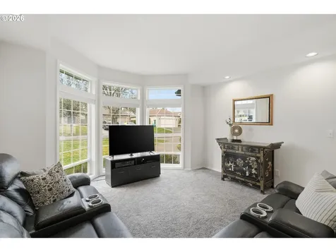 2652 SW Phyllis Drive Gresham OR 97080