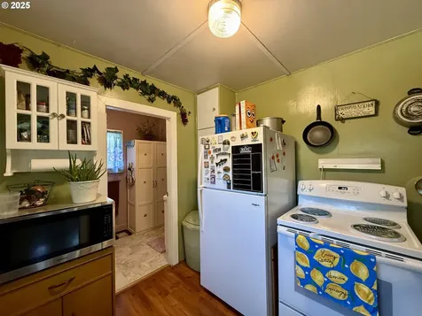669 N Baxter Street Coquille OR 97423