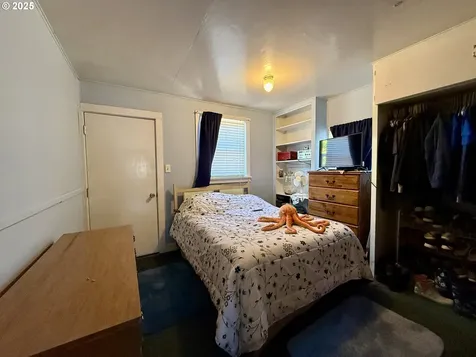 669 N Baxter Street Coquille OR 97423