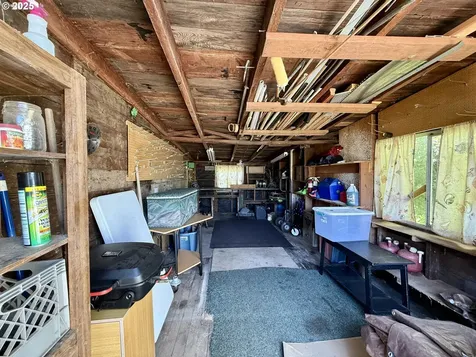 669 N Baxter Street Coquille OR 97423