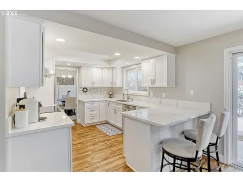 12405 SW Berryhill Lane Beaverton OR 97008