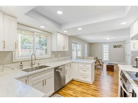 12405 SW Berryhill Lane Beaverton OR 97008