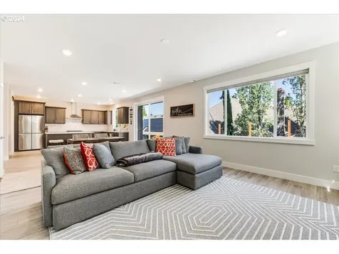 15391 SW Silkwood Court Portland OR 97224