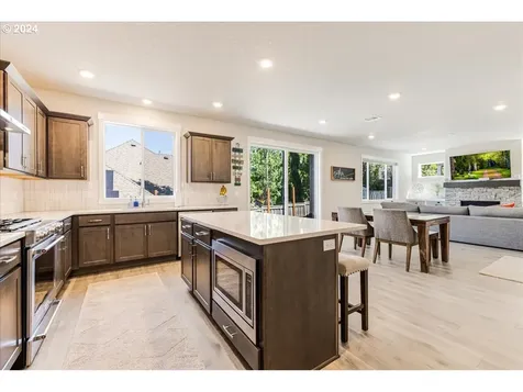 15391 SW Silkwood Court Portland OR 97224