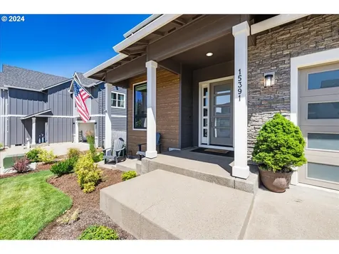 15391 SW Silkwood Court Portland OR 97224