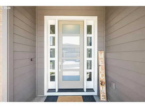15391 SW Silkwood Court Portland OR 97224
