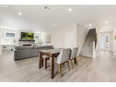 15391 SW Silkwood Court Portland OR 97224