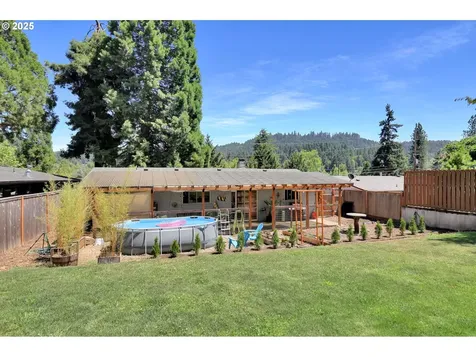 4588 W Hillside Drive Eugene OR 97405