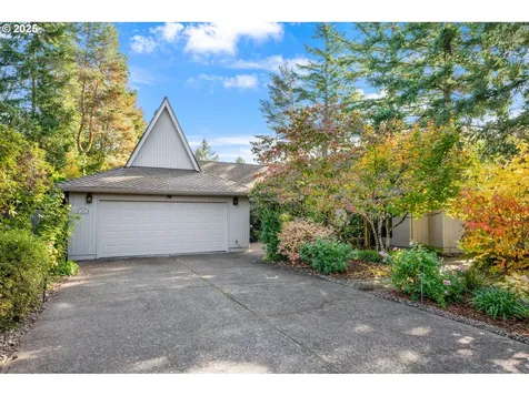 4200 SW 53rd Avenue Portland OR 97221