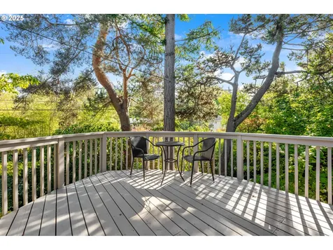 4200 SW 53rd Avenue Portland OR 97221