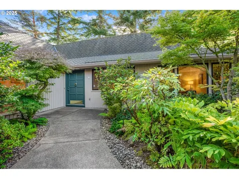 4200 SW 53rd Avenue Portland OR 97221