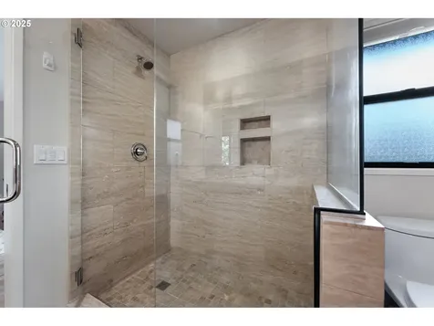 4200 SW 53rd Avenue Portland OR 97221