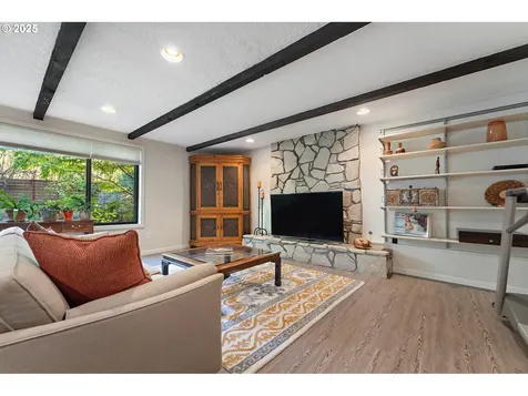 4200 SW 53rd Avenue Portland OR 97221