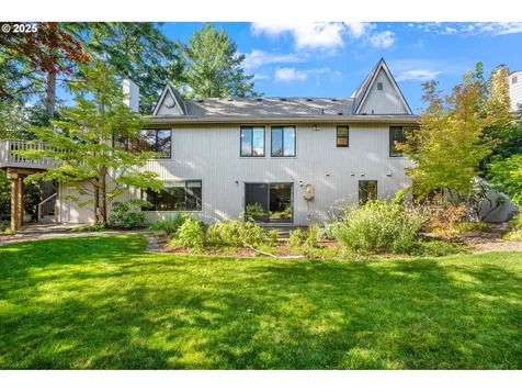 4200 SW 53rd Avenue Portland OR 97221