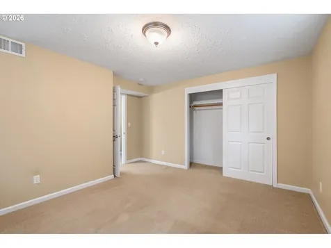 12390 SW 106th Drive Portland OR 97223