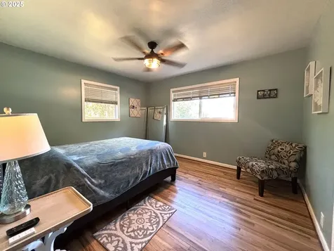 733 W Ballf Street Roseburg OR 97471