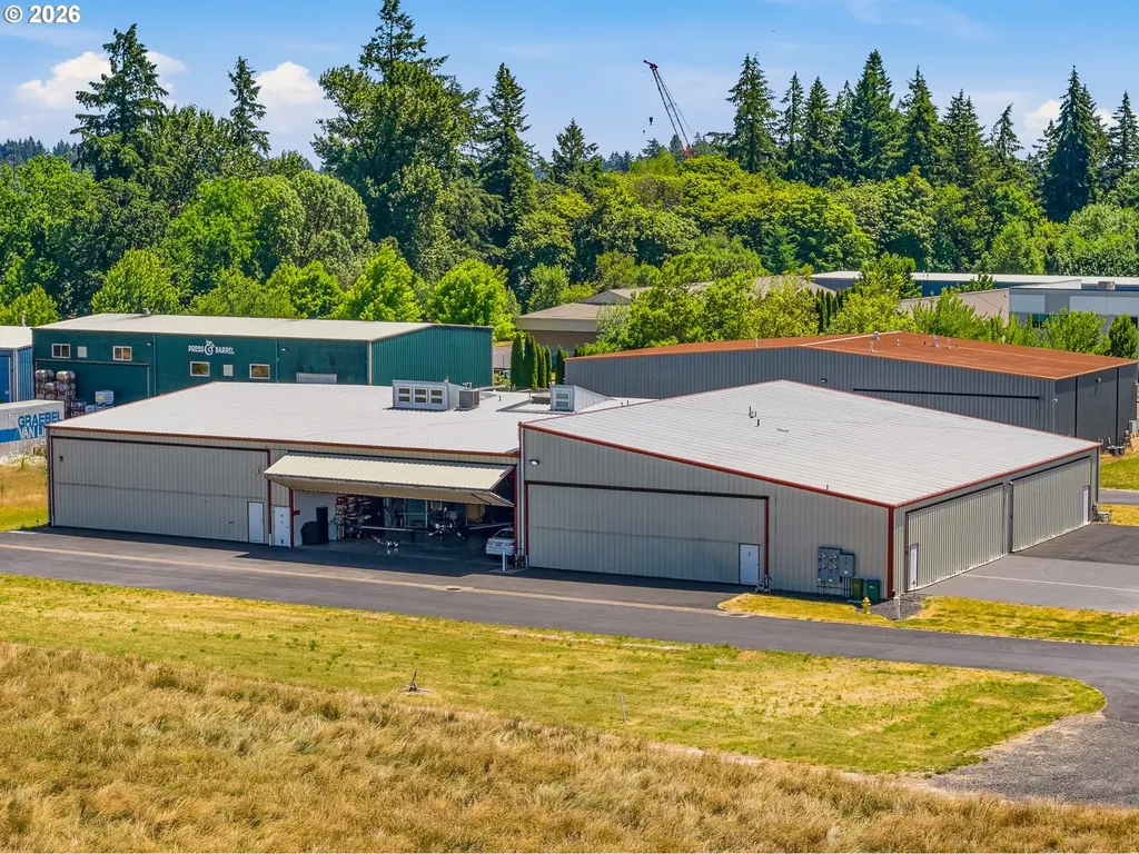 2803 E 9th Street Newberg OR 97132