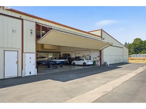 2803 E 9th Street Newberg OR 97132