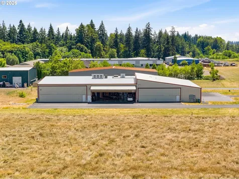 2803 E 9th Street Newberg OR 97132