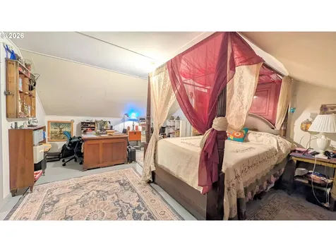 10780 Highway 126 Mapleton OR 97453