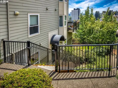 232 NW Uptown Terrace Portland OR 97210