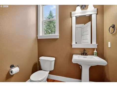 8254 SW 74th Avenue Portland OR 97223