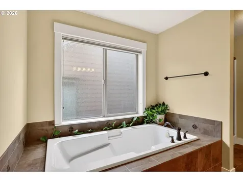 8254 SW 74th Avenue Portland OR 97223