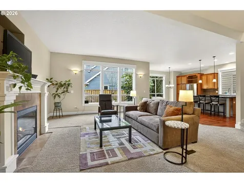 8254 SW 74th Avenue Portland OR 97223