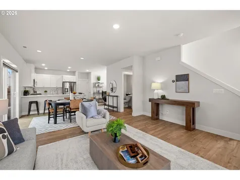 7438 NW Lauren Avenue Portland OR 97229