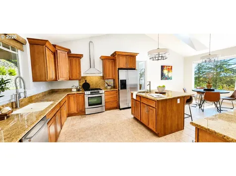 3562 Jake Mann Lane Florence OR 97439