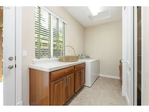 3562 Jake Mann Lane Florence OR 97439