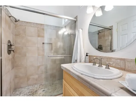 1473 Greentree Circle Lake Oswego OR 97034