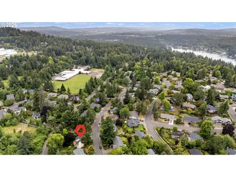 1473 Greentree Circle Lake Oswego OR 97034