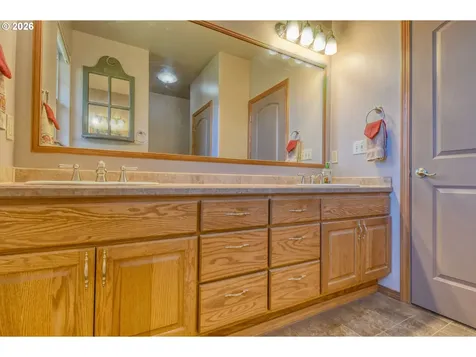 2175 NW Gilliam Avenue Pendleton OR 97801
