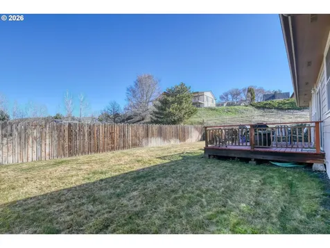 2175 NW Gilliam Avenue Pendleton OR 97801