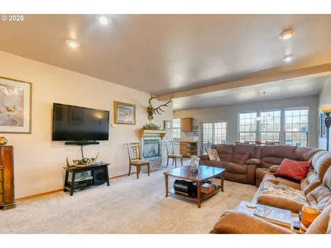 2175 NW Gilliam Avenue Pendleton OR 97801