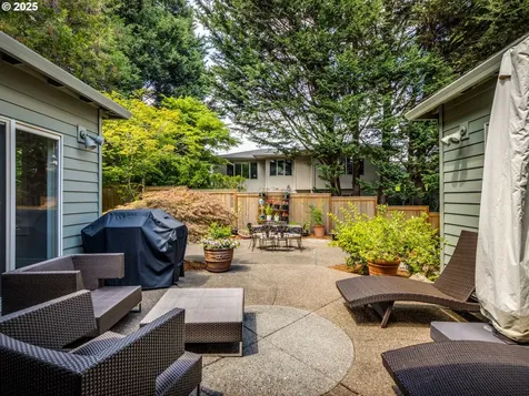 2485 Marylshire Lane Lake Oswego OR 97034